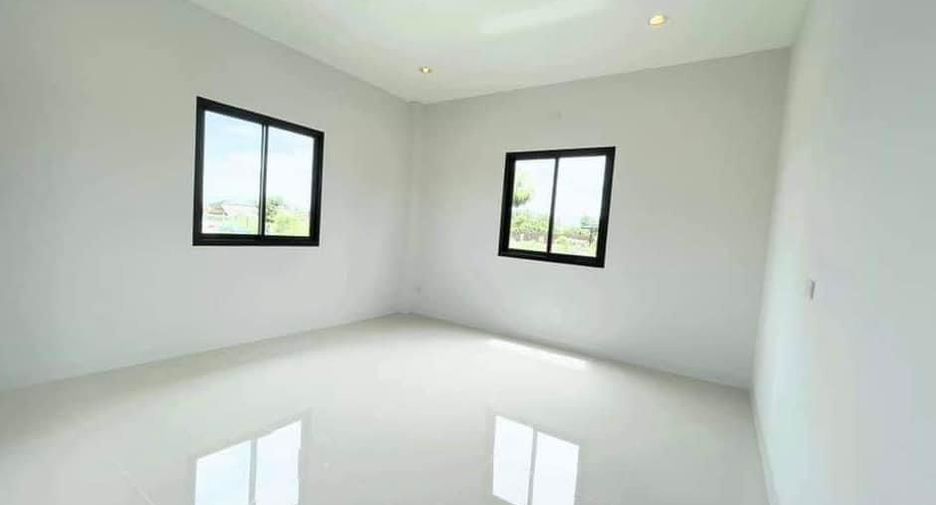 À vendre 3 chambres villa à Saraphi, Chiang Mai