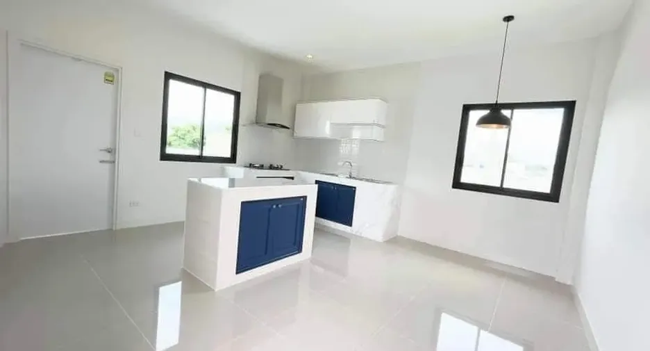 For sale 3 bedrooms villa in Saraphi, Chiang Mai