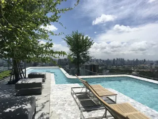 出售 和 出租 1 卧室 公寓 在 Bang Rak, 曼谷