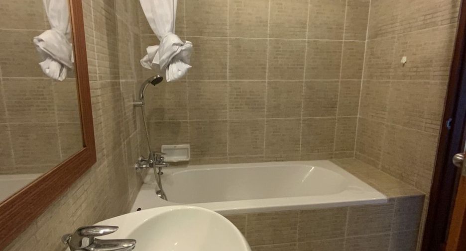Продажа 3 спальни дом в Дои Сакет, Чианг Маи