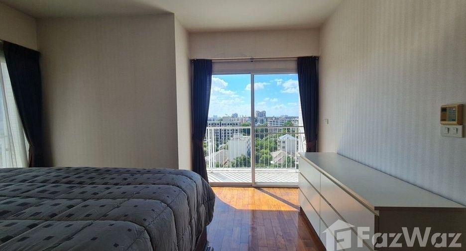 For sale 2 bedrooms condo in Watthana, Bangkok