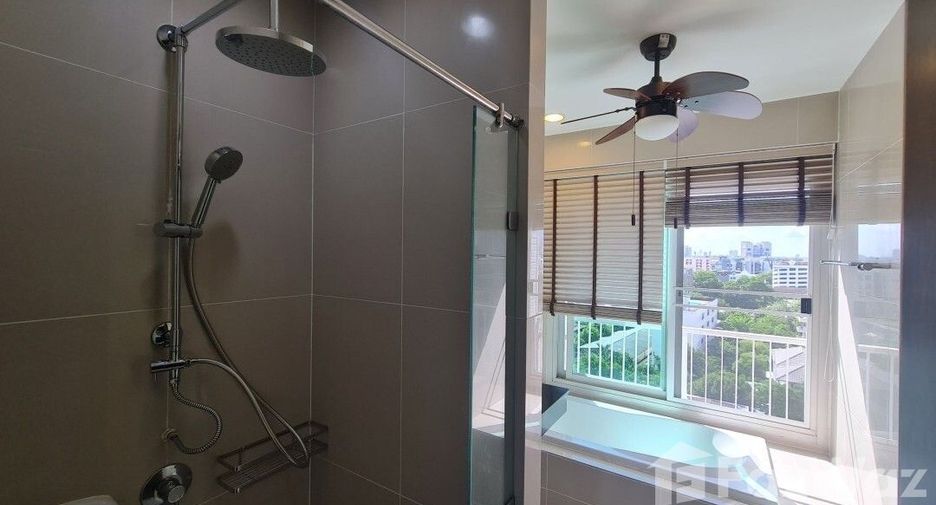 For sale 2 bedrooms condo in Watthana, Bangkok