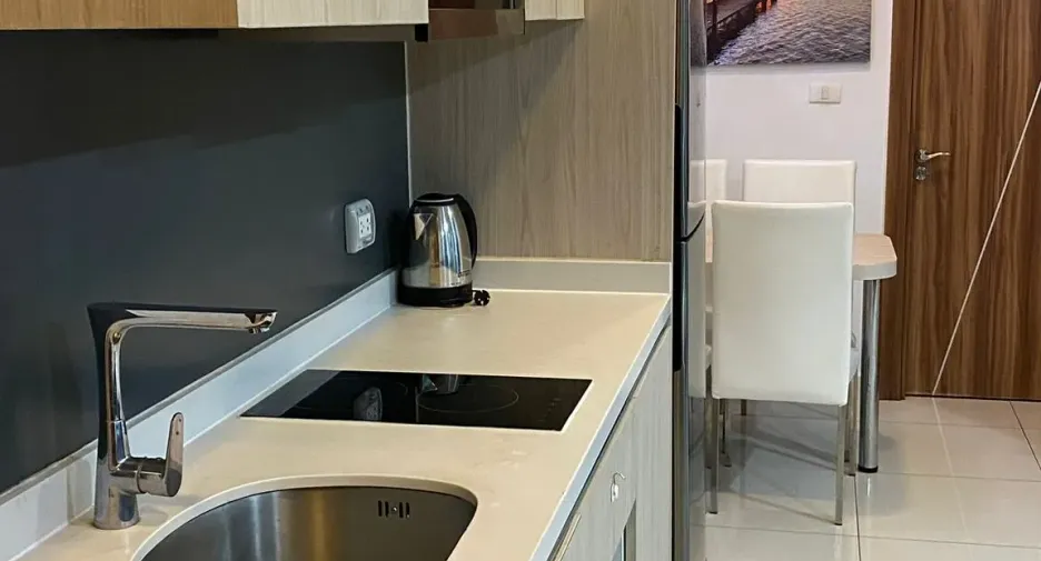 For rent 2 bedrooms condo in Bang Lamung, Chonburi