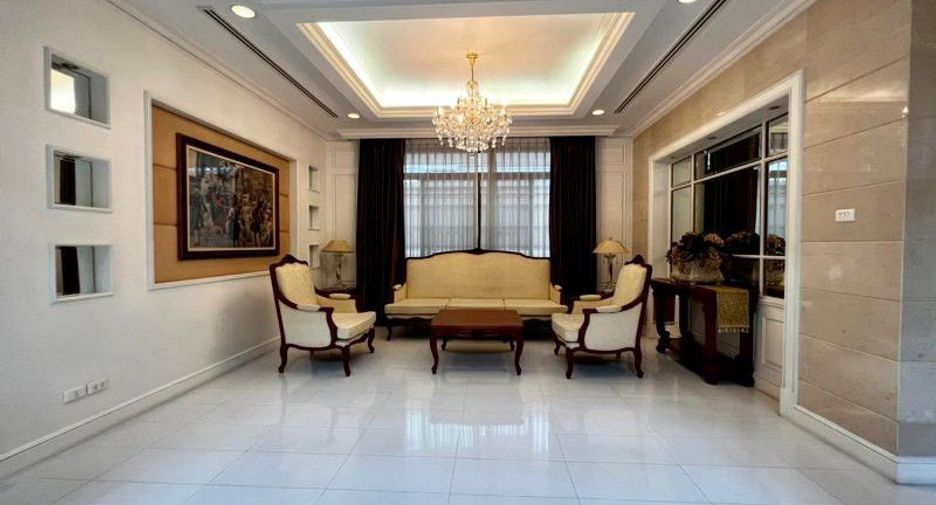 For sale 5 bedrooms house in Suan Luang, Bangkok