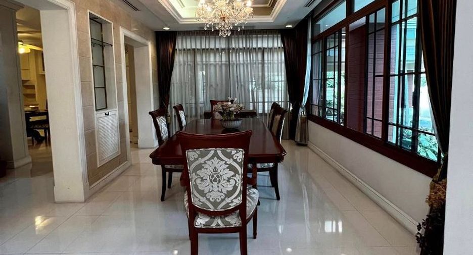 For sale 5 bedrooms house in Suan Luang, Bangkok