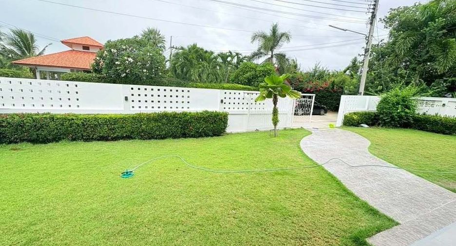 For sale 3 ベッドルーム villa in Hua Hin, Prachuap Khiri Khan