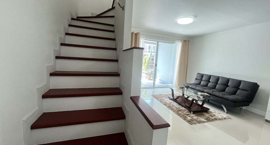 For rent 3 bedrooms house in Mueang Phuket, Phuket