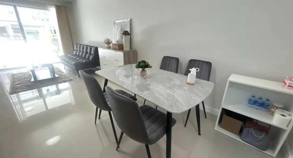 For rent 3 bedrooms house in Mueang Phuket, Phuket