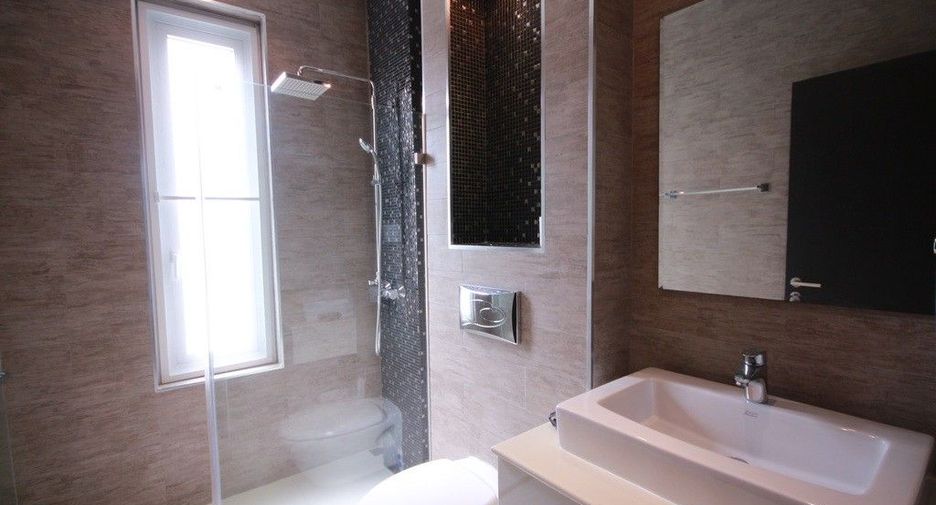 À vendre 4 chambres villa à Hua Hin, Prachuap Khiri Khan