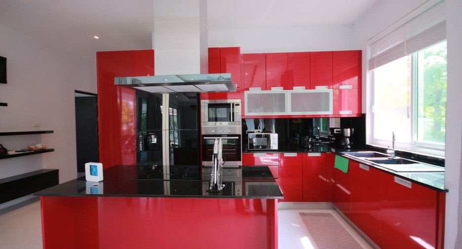 À vendre 4 chambres villa à Hua Hin, Prachuap Khiri Khan