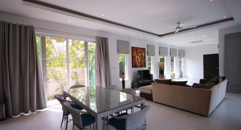 À vendre 4 chambres villa à Hua Hin, Prachuap Khiri Khan