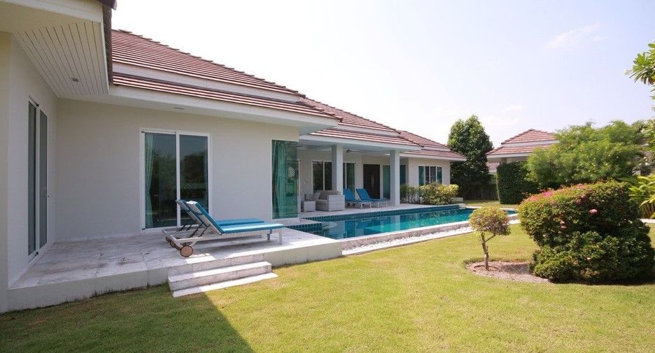 À vendre 4 chambres villa à Hua Hin, Prachuap Khiri Khan