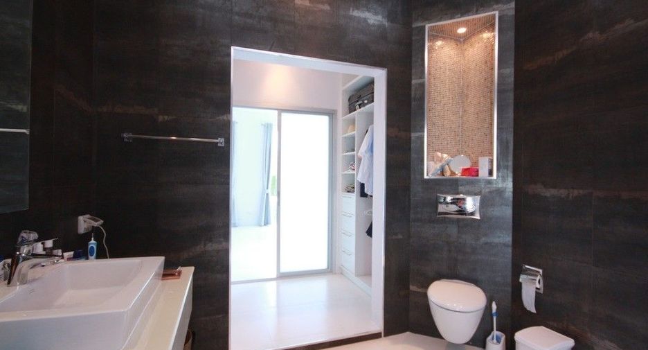 À vendre 4 chambres villa à Hua Hin, Prachuap Khiri Khan