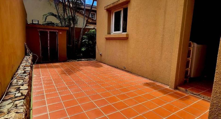 For sale 3 bedrooms villa in Bang Lamung, Chonburi