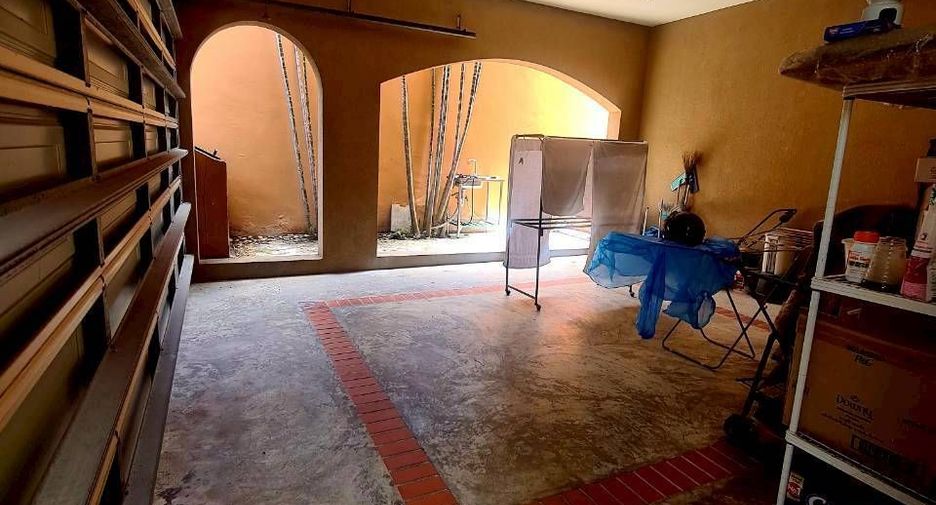 For sale 3 bedrooms villa in Bang Lamung, Chonburi