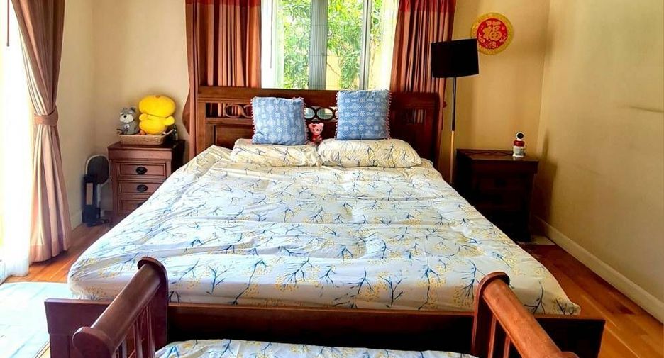 For sale 3 bedrooms villa in Bang Lamung, Chonburi