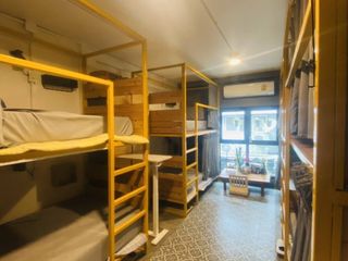 For sale 4 bedrooms retail Space in Ratchathewi, Bangkok