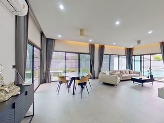 For sale 2 ベッドルーム villa in Bang Lamung, Chonburi
