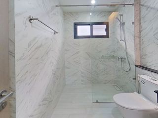 For sale 2 ベッドルーム villa in Bang Lamung, Chonburi