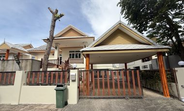 Haus zur Miete mit 3 Zimmer in Bang Lamung, Chonburi