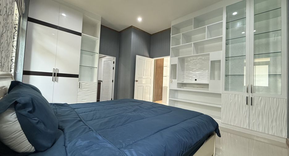 Haus zur Miete mit 3 Zimmer in Bang Lamung, Chonburi