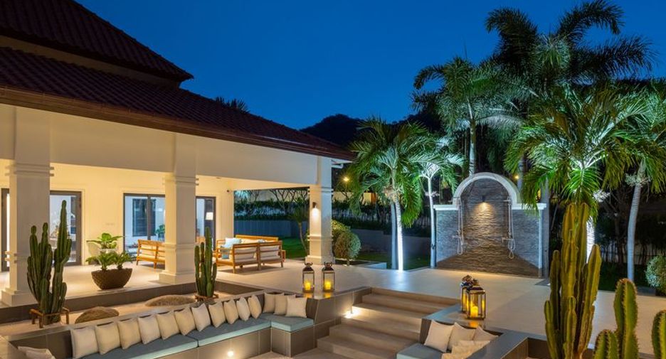 À vendre 5 chambres villa à Hua Hin, Prachuap Khiri Khan