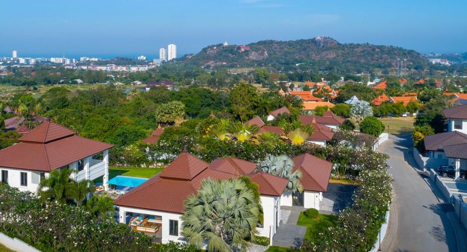 À vendre 5 chambres villa à Hua Hin, Prachuap Khiri Khan