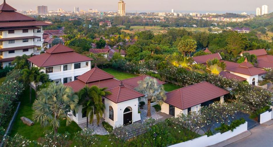 À vendre 5 chambres villa à Hua Hin, Prachuap Khiri Khan