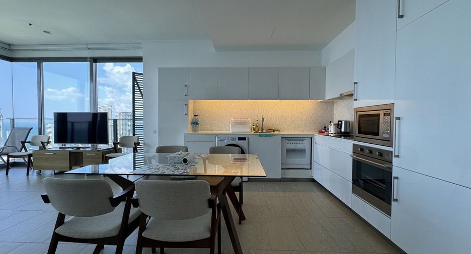 Condo en alquiler de 3 habitaciones en Bang Lamung, Chonburi