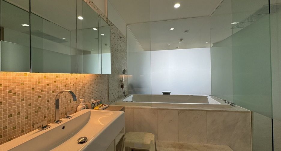 Condo en alquiler de 3 habitaciones en Bang Lamung, Chonburi