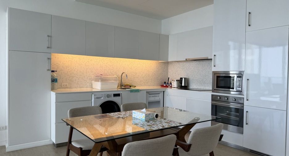 Condo en alquiler de 3 habitaciones en Bang Lamung, Chonburi