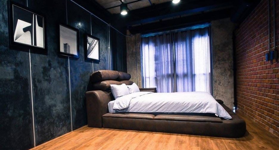 For sale 8 bedrooms hotel in Hua Hin, Prachuap Khiri Khan