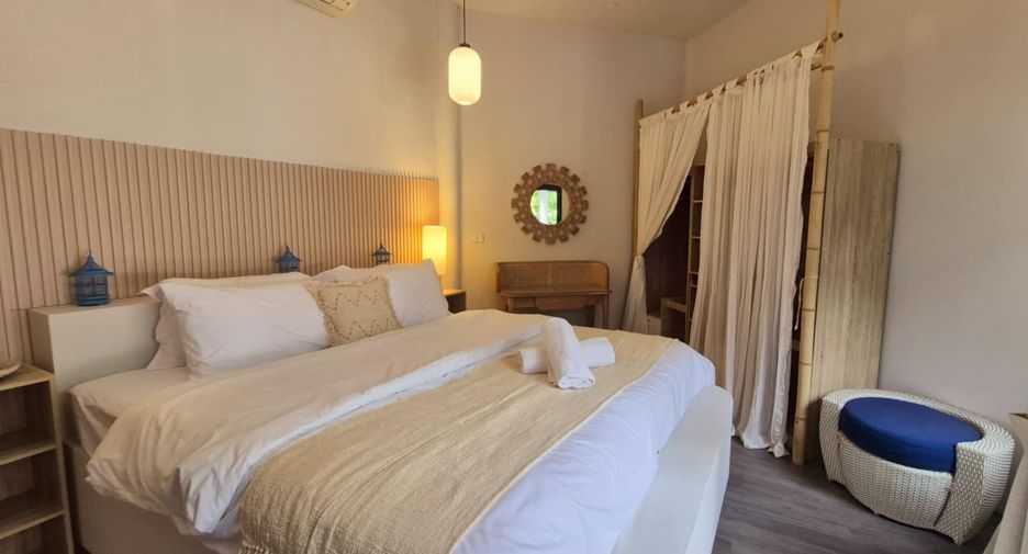 For sale and for rent 3 bedrooms villa in Mueang Phuket, Phuket