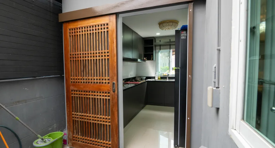 出售 3 卧室 独立屋 在 Saphan Sung, 曼谷
