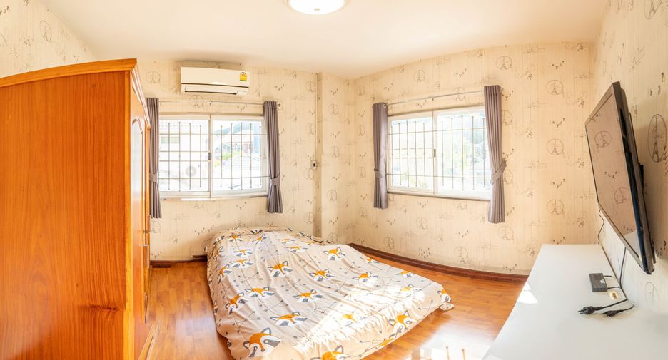 出售 3 卧室 独立屋 在 Saphan Sung, 曼谷