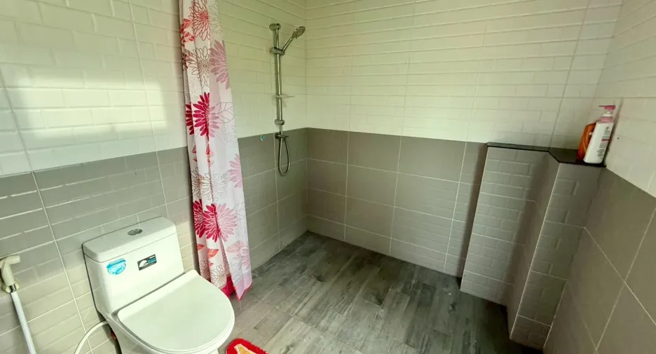 For rent 3 bedrooms house in Pran Buri, Prachuap Khiri Khan