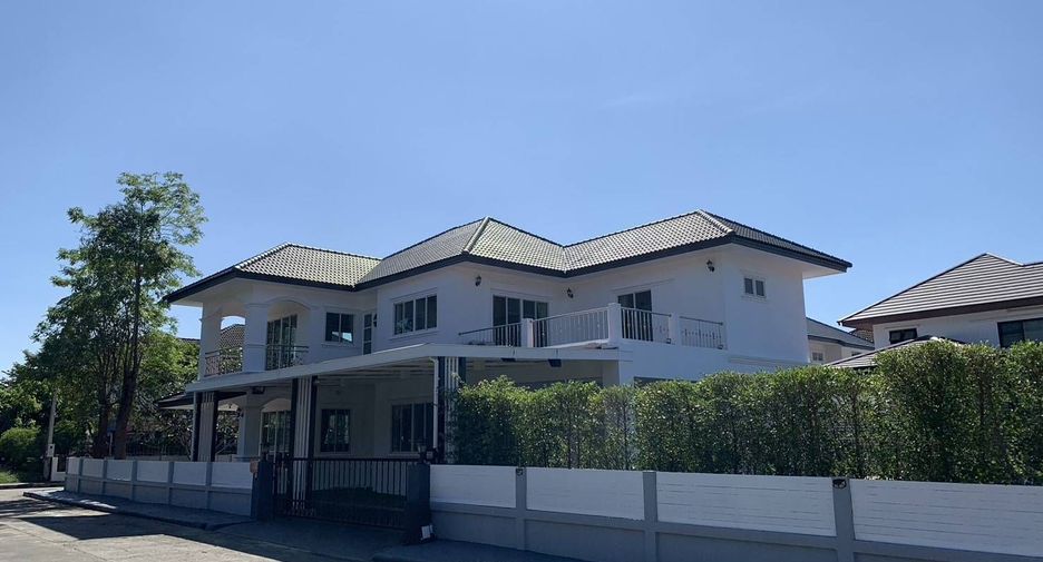 For rent 4 bedrooms villa in Doi Saket, Chiang Mai