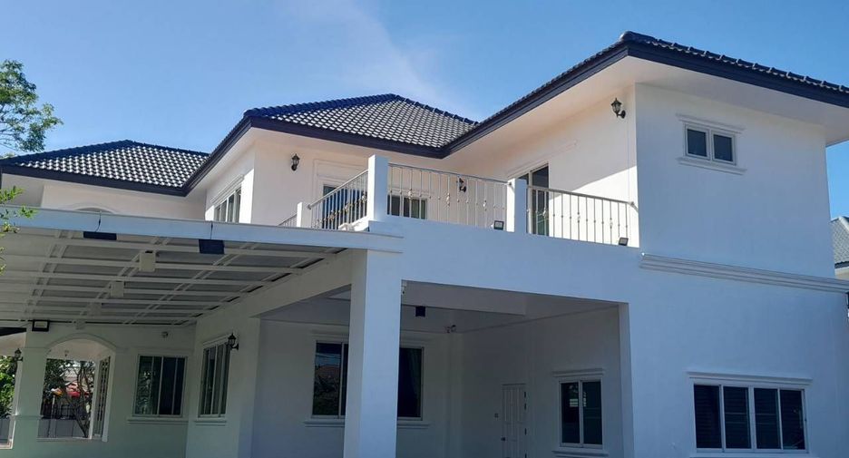 For rent 4 bedrooms villa in Doi Saket, Chiang Mai