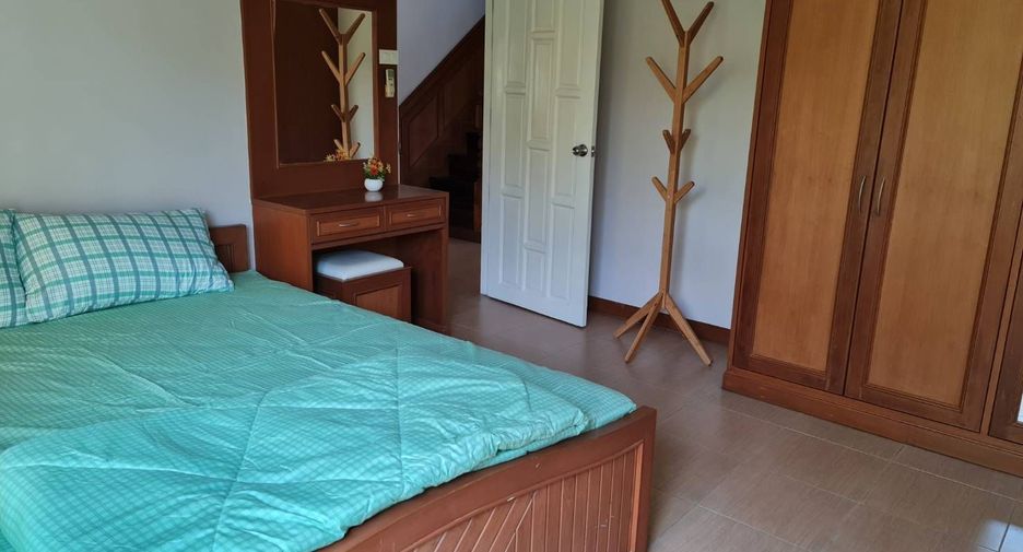 For rent 4 bedrooms villa in Doi Saket, Chiang Mai