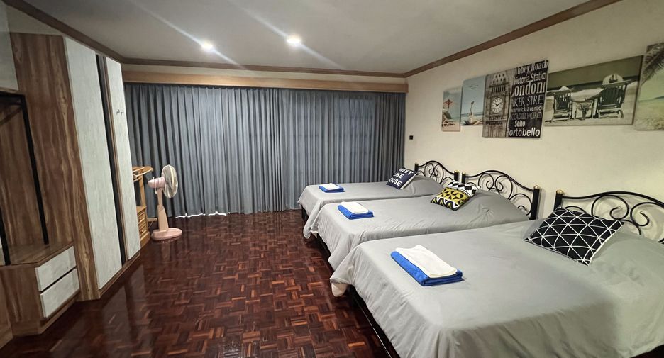 For rent 4 bedrooms townhouse in Hua Hin, Prachuap Khiri Khan