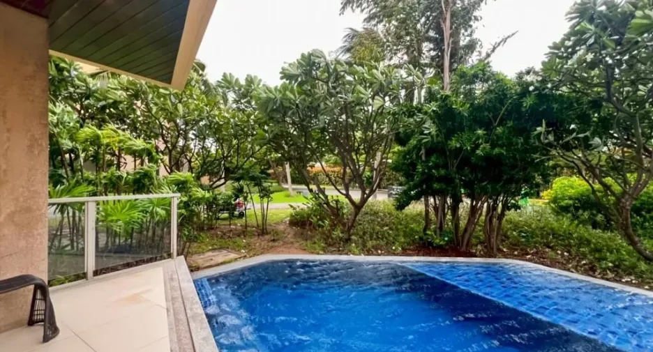 For sale 2 bedrooms condo in Cha Am, Phetchaburi