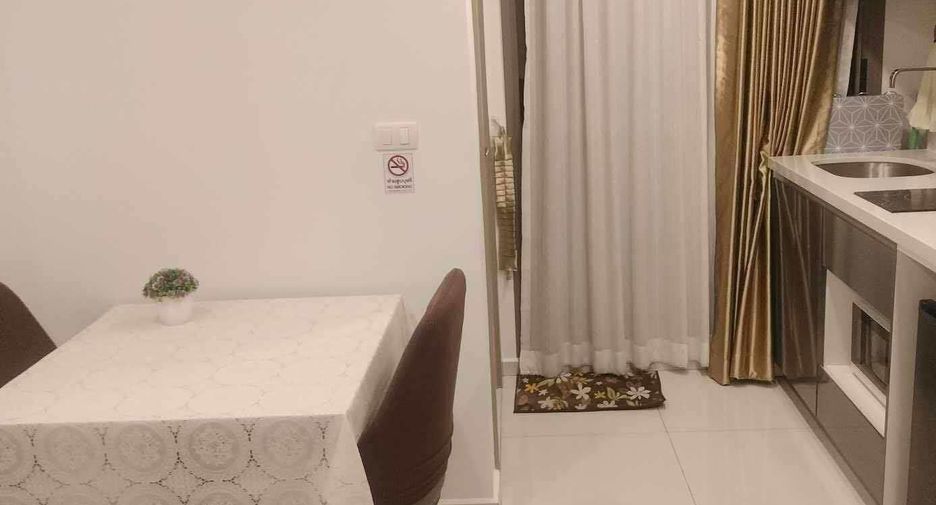 Condo en alquiler de 1 habitaciones en Bang Lamung, Chonburi
