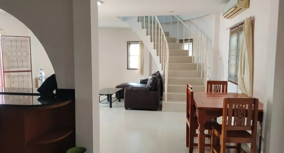 For rent 3 bedrooms villa in Hua Hin, Prachuap Khiri Khan