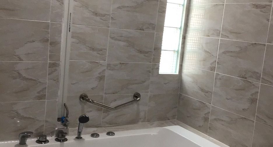 For rent 4 bedrooms house in Hua Hin, Prachuap Khiri Khan