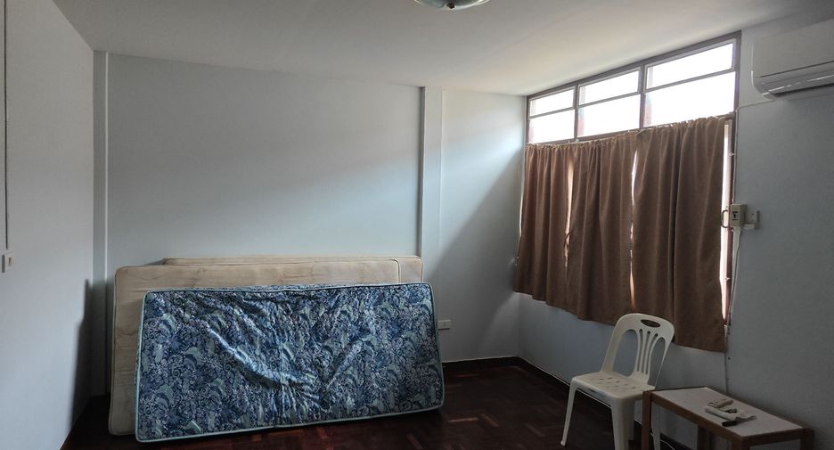 ขาย 2 ห้องนอน ทาวน์เฮ้าส์ ใน เมืองเพชรบุรี, เพชรบุรี