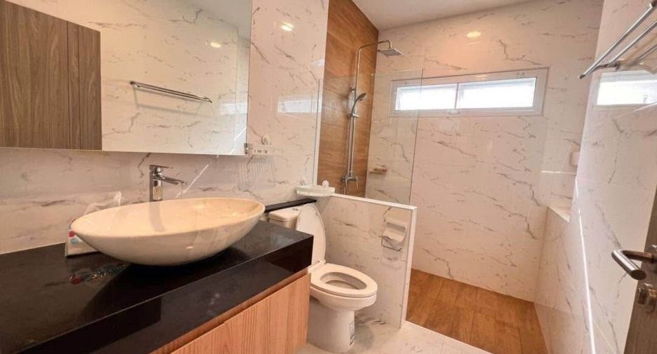 Продажа 3 спальни дом в Huay Yai, Паттайя