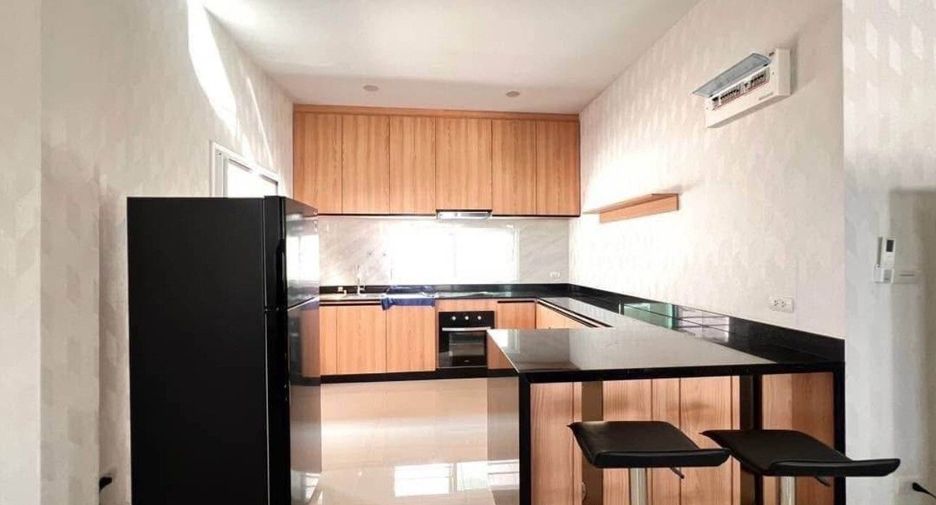 Haus zum Kauf mit 3 Zimmer in Bang Lamung, Chonburi