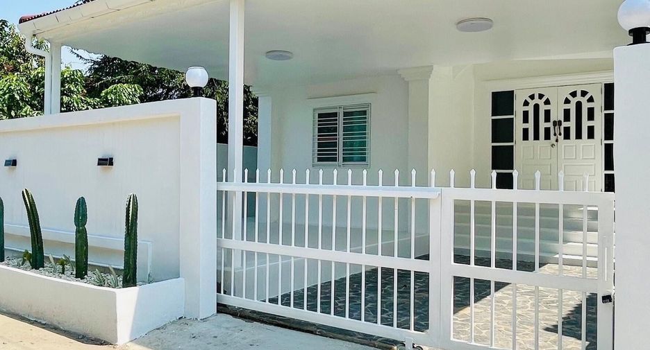 For sale 2 bedrooms house in Saraphi, Chiang Mai