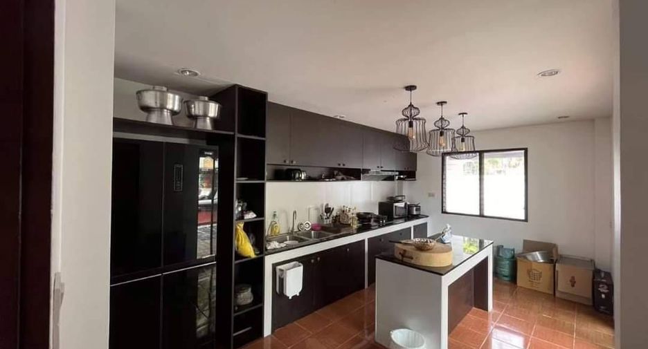 Haus zum Kauf mit 5 Zimmer in Hang Dong, Chiang Mai