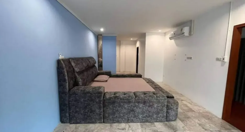Haus zum Kauf mit 5 Zimmer in Hang Dong, Chiang Mai